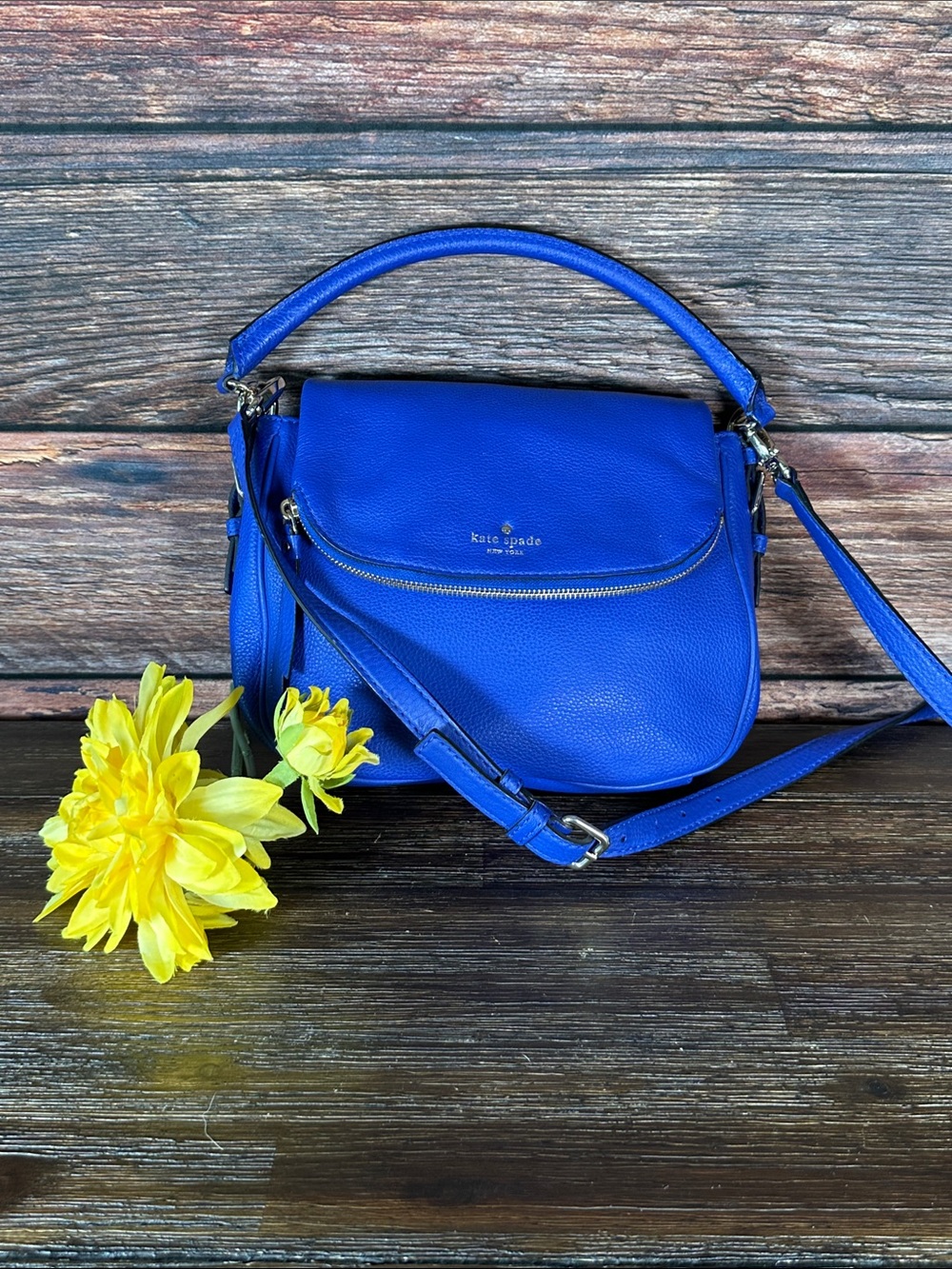 Kate Spade Cobble Hill Devin shoulder bag in blue pebbled leather!